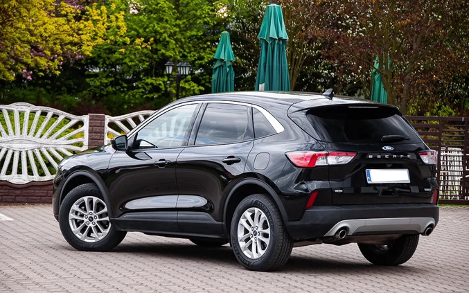 Ford Escape cena 72900 przebieg: 125000, rok produkcji 2020 z Szlichtyngowa małe 562